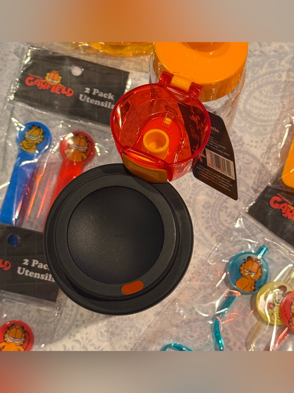 Garfield Kids Fun Tableware Set - Picture 9 of 9
